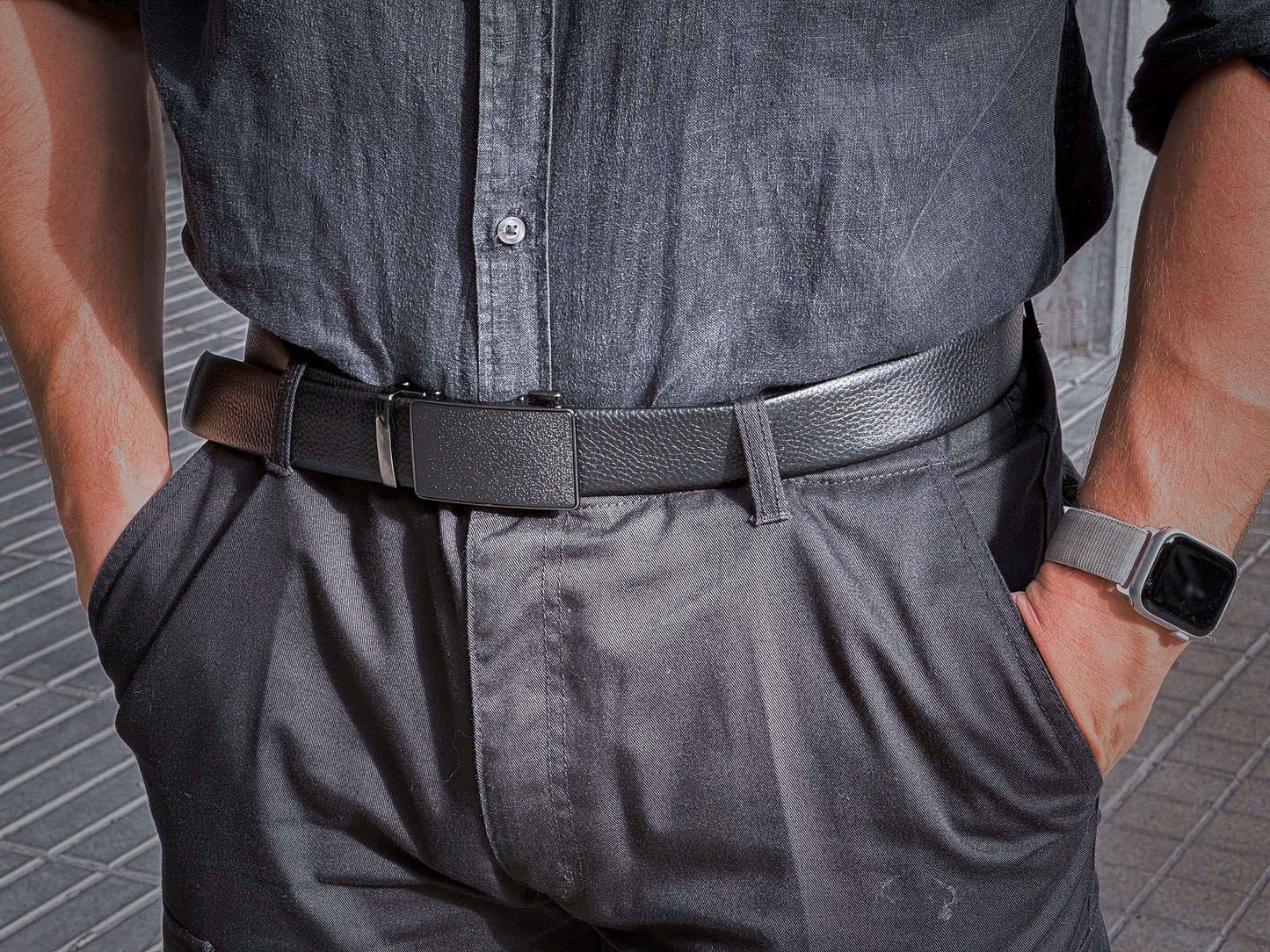 Cinturón Automático BlackOut – Cuero Negro Liso con Hebilla Negra
