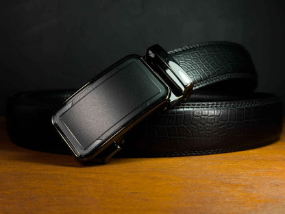 Cinturón Automático Black on Black – Cuero Negro con Hebilla Negra
