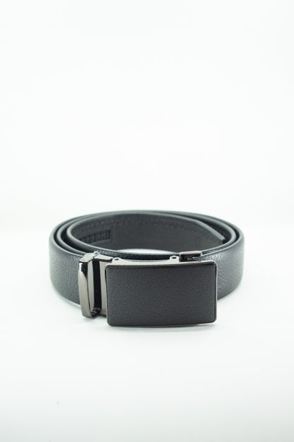 Cinturón Automático BlackOut – Cuero Negro Liso con Hebilla Negra