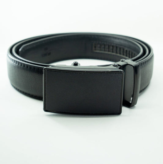 Cinturón Automático Pure Black – Ecocuero Negro Liso con Hebilla Negra